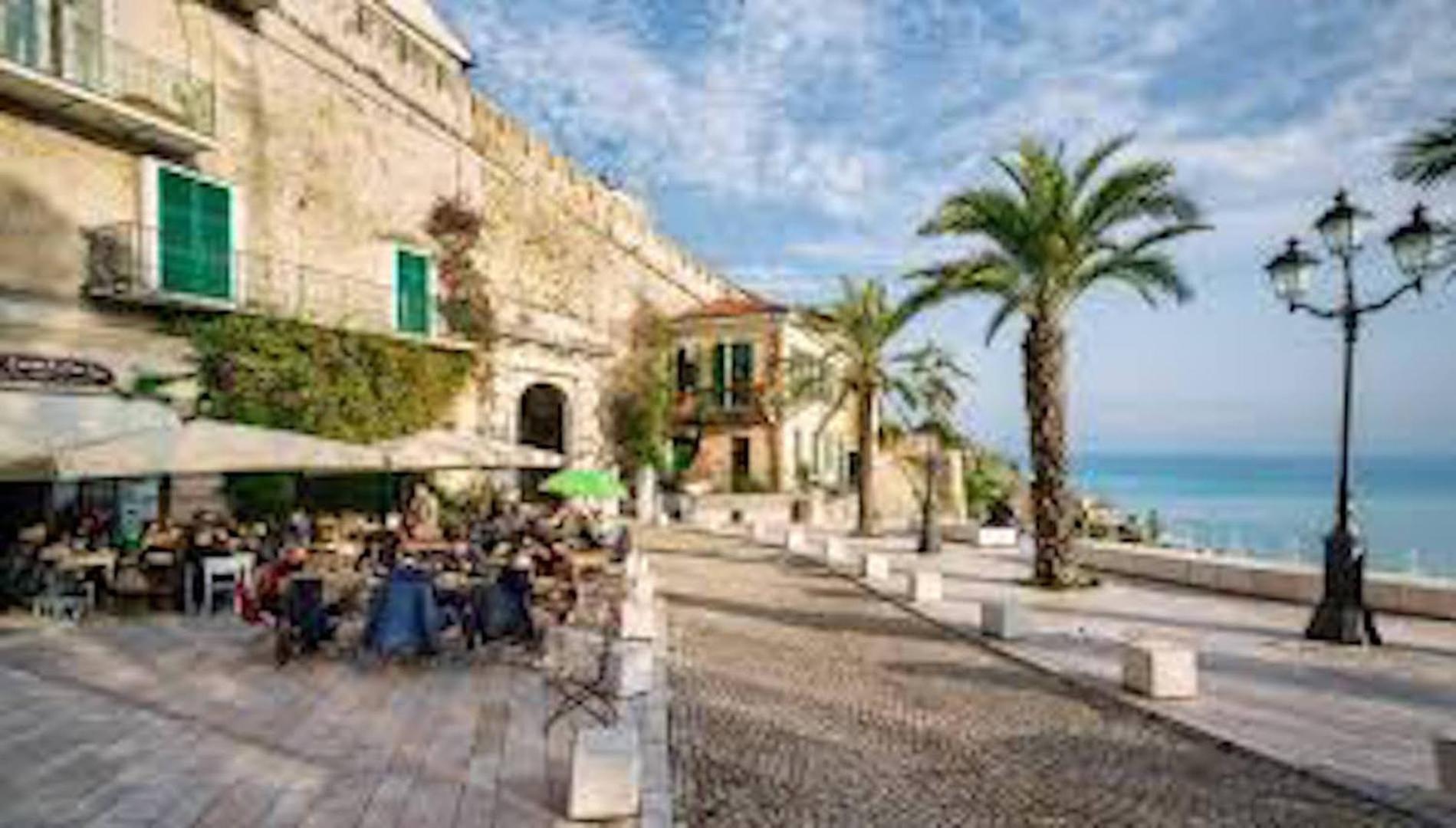 Casa Cele Centro Citta Vista Mare Διαμέρισμα Βεντιμίλια Εξωτερικό φωτογραφία